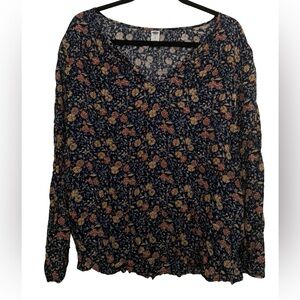 Old Navy floral blouse dark blue size XL